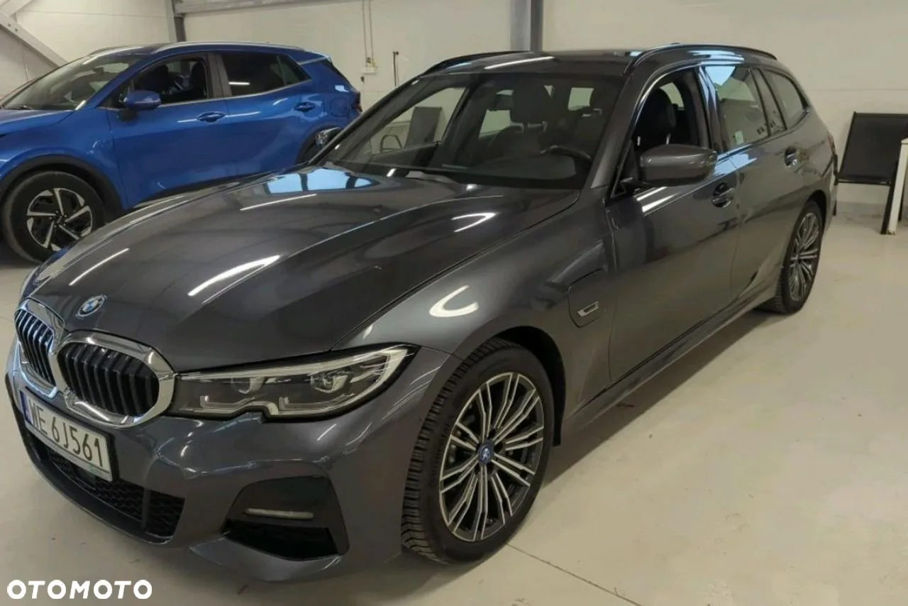 BMW Seria 3 — zdjęcie 2 z 6