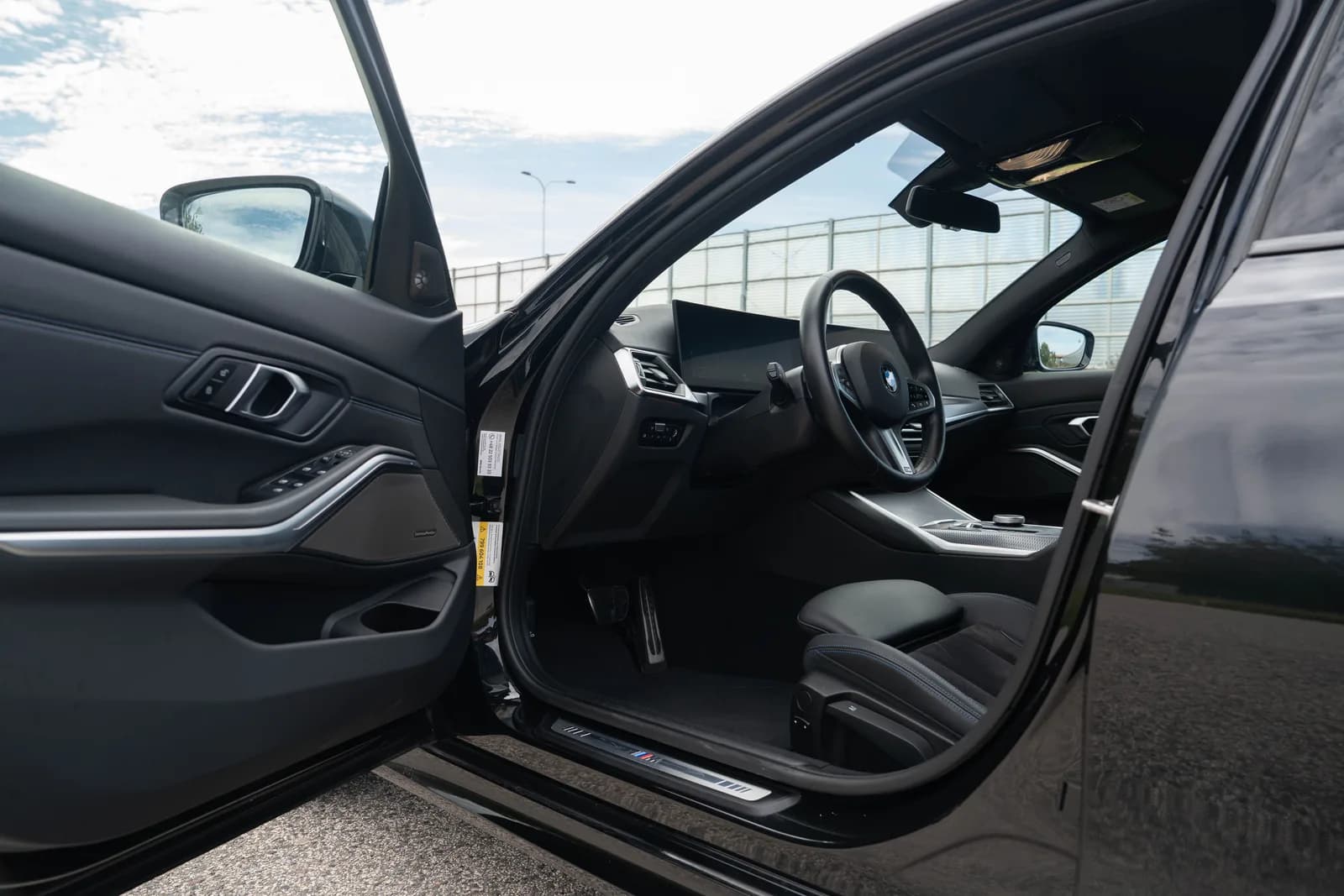 BMW Seria 3 — zdjęcie 16 z 29