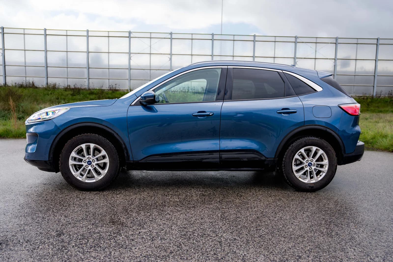 Ford Kuga — zdjęcie 10 z 26