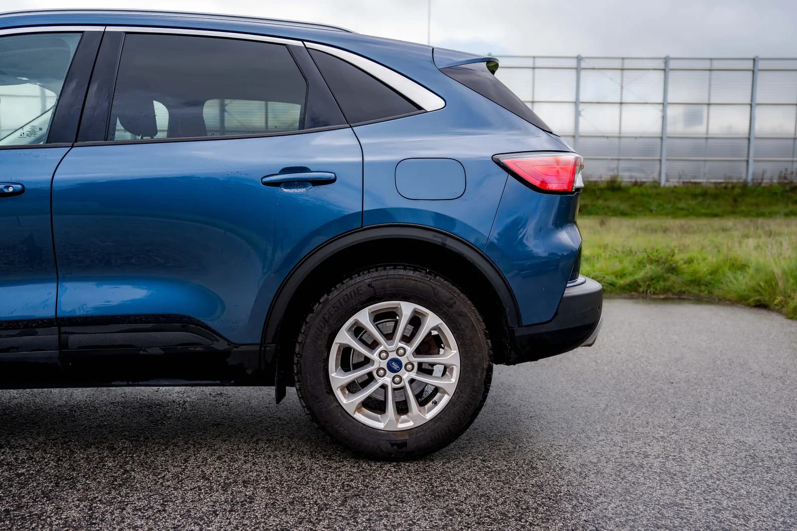 Ford Kuga — zdjęcie 12 z 26