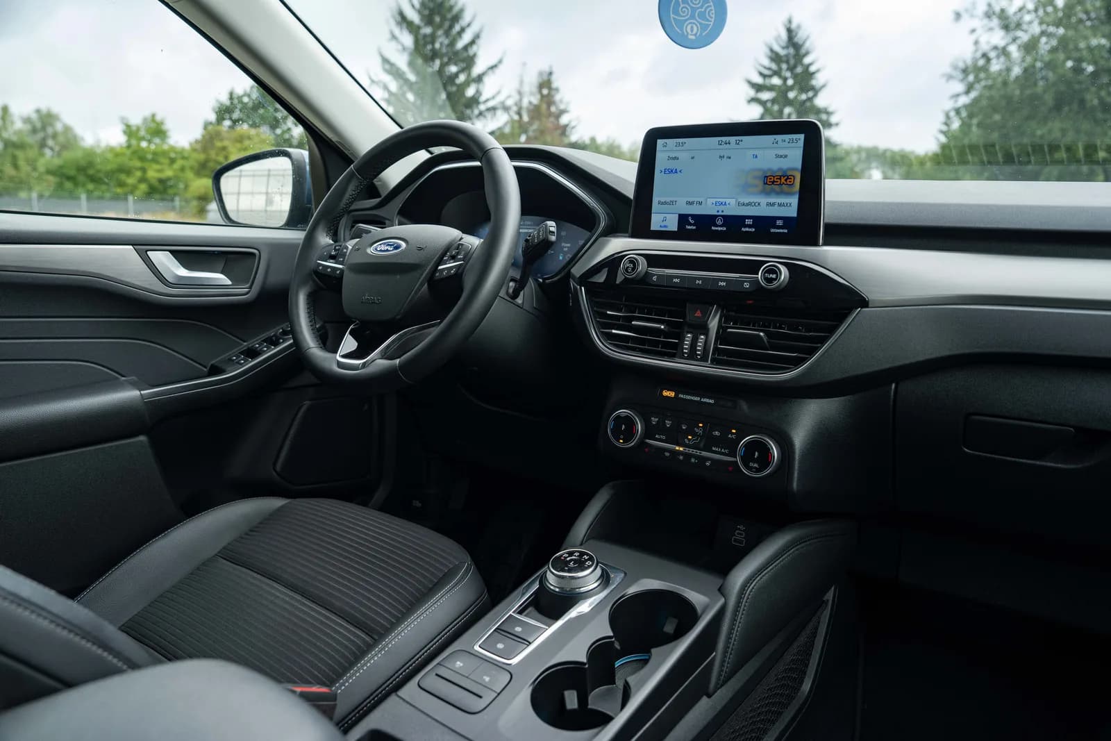Ford Kuga — zdjęcie 22 z 26