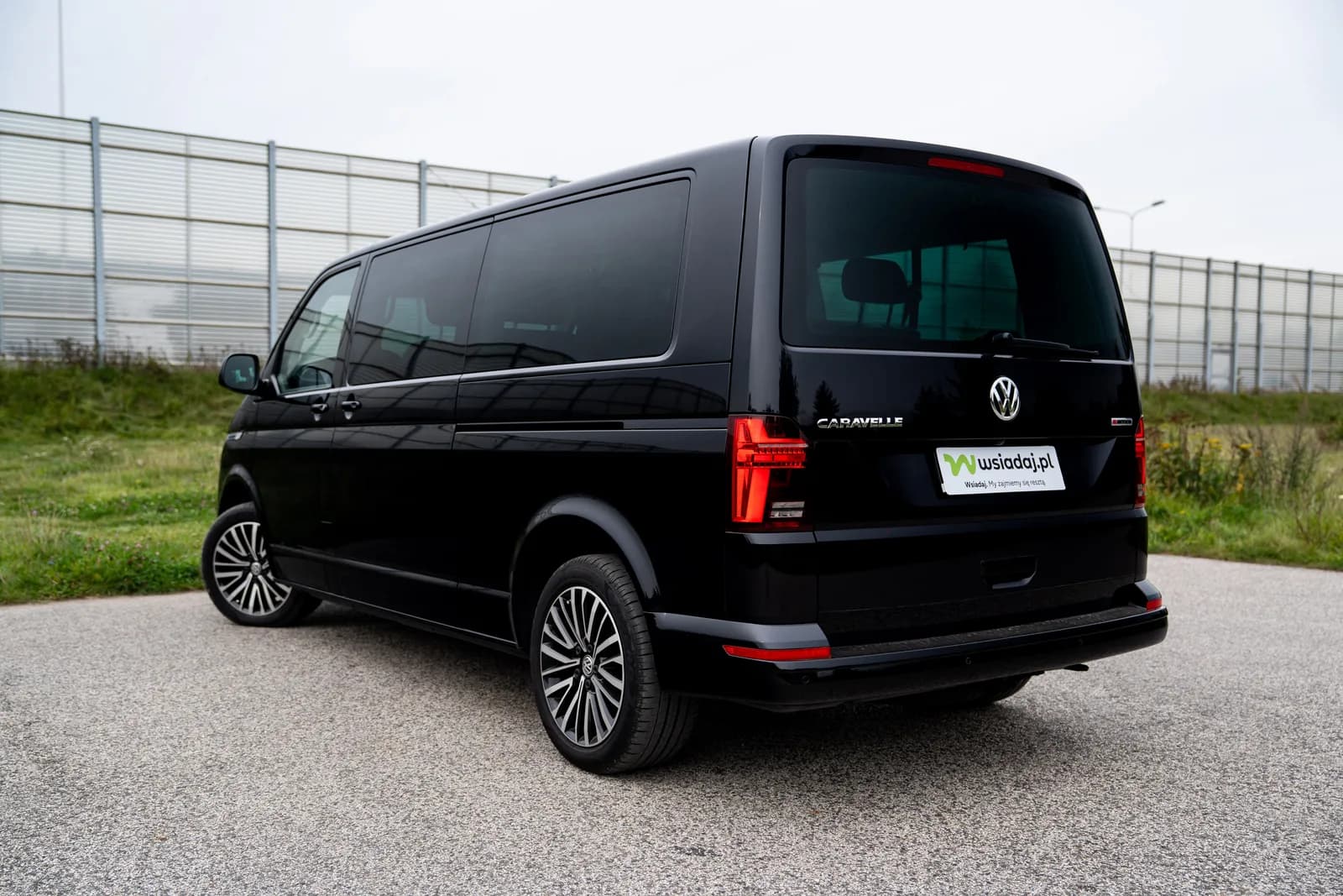 Volkswagen Caravelle — zdjęcie 4 z 30