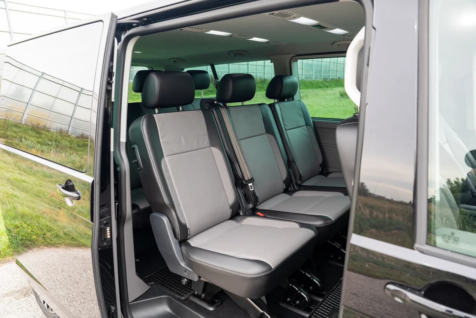 Volkswagen Caravelle — zdjęcie 29 z 30