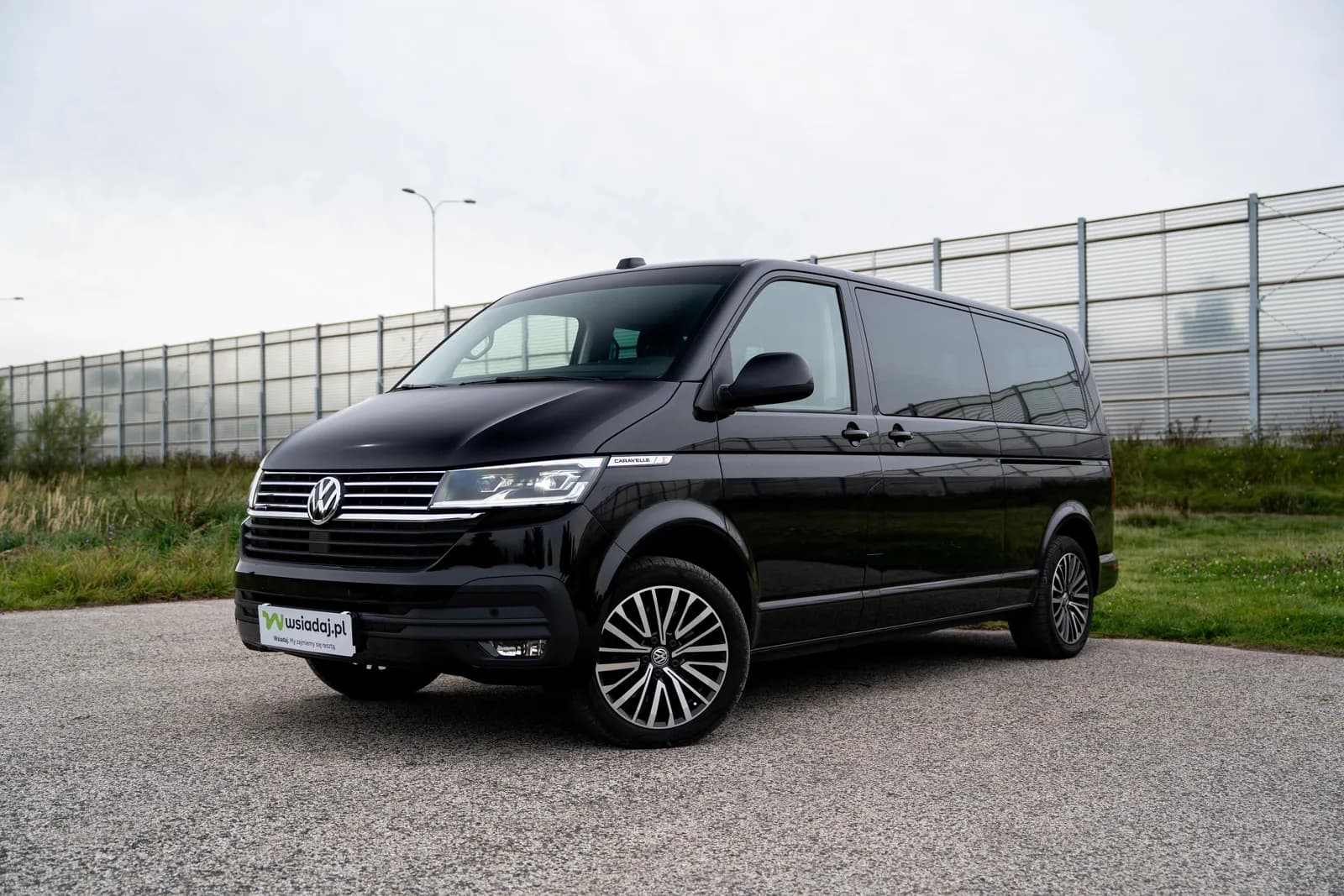 Volkswagen Caravelle (2023)