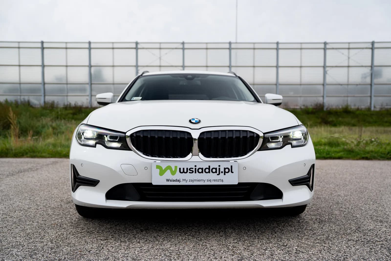BMW Seria 3 — zdjęcie 2 z 24