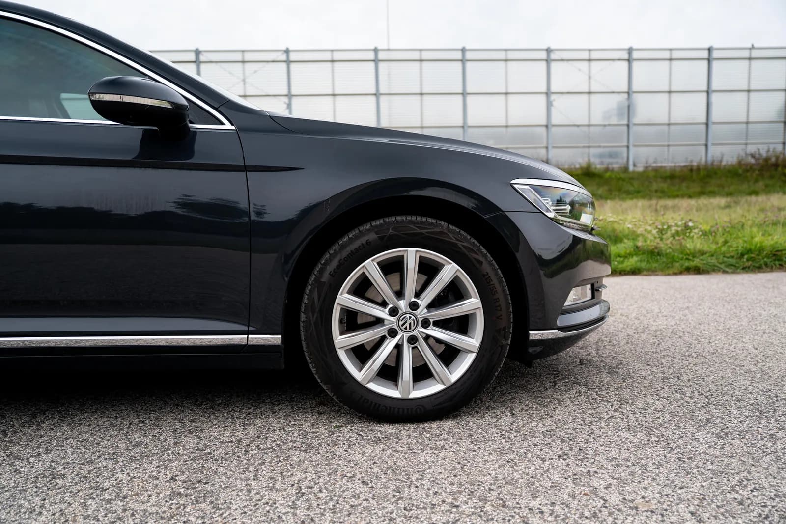 Volkswagen Passat — zdjęcie 7 z 28