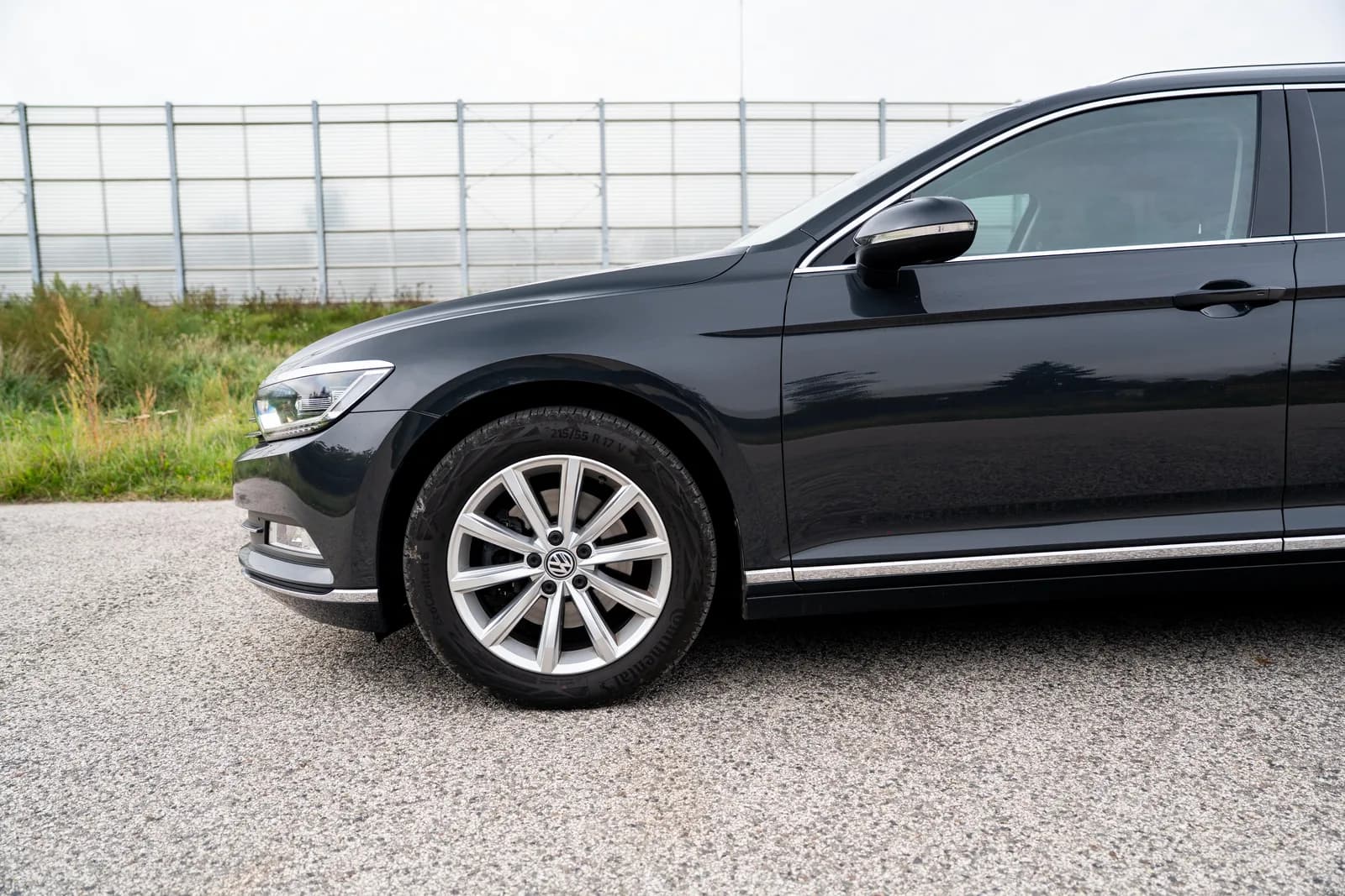 Volkswagen Passat — zdjęcie 11 z 28