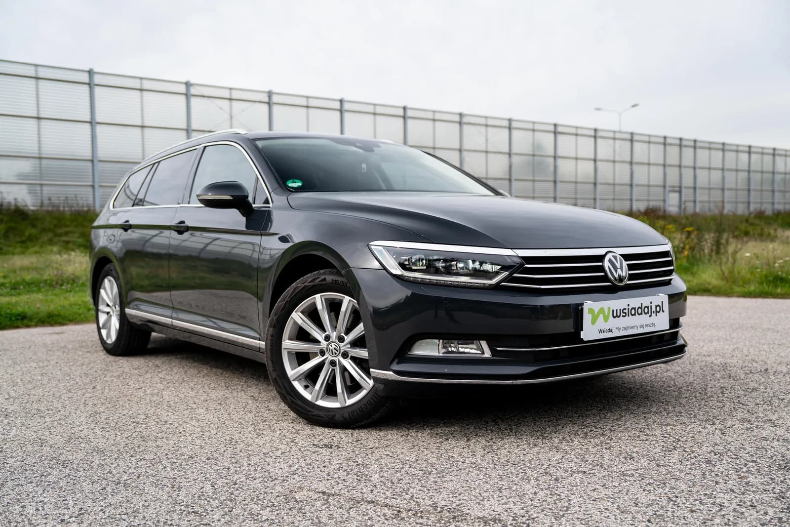 Volkswagen Passat — zdjęcie 3 z 28