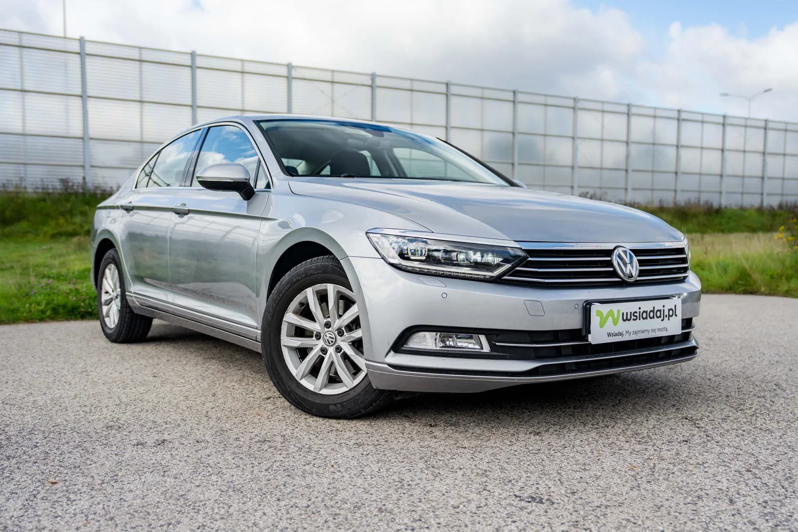 Volkswagen Passat — zdjęcie 3 z 28