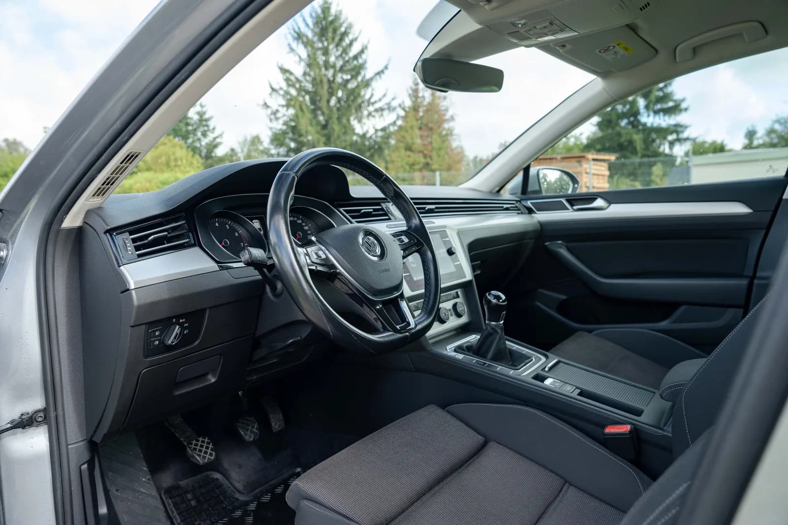 Volkswagen Passat — zdjęcie 16 z 28