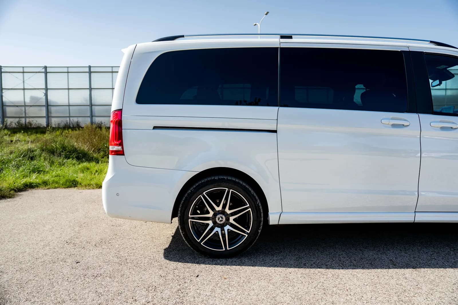 Mercedes-Benz V Klasa — zdjęcie 7 z 25