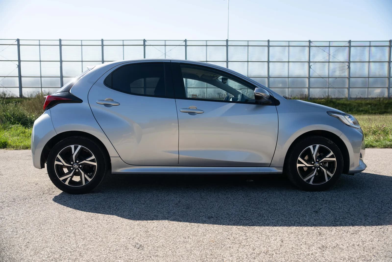 Toyota Yaris — zdjęcie 9 z 28
