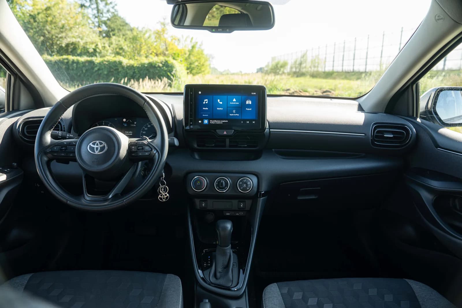 Toyota Yaris — zdjęcie 20 z 28