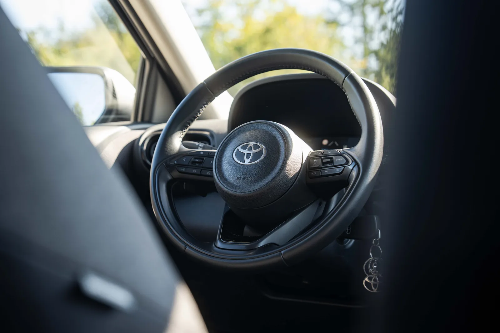 Toyota Yaris — zdjęcie 23 z 28