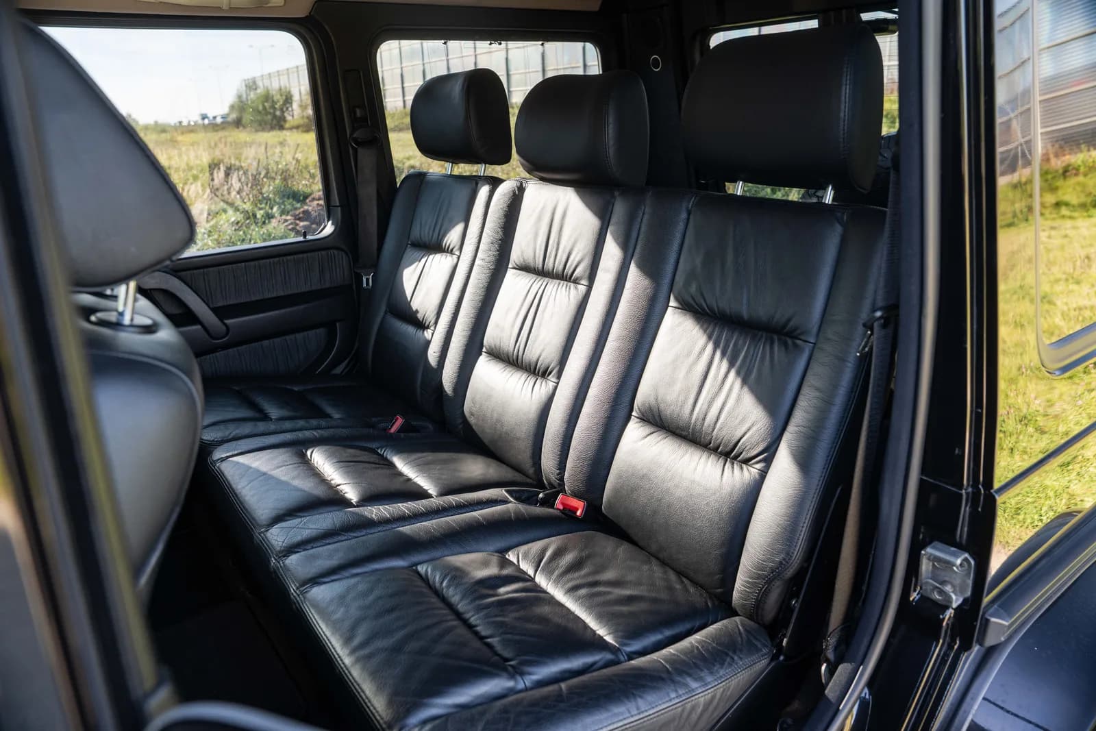 Mercedes-Benz Klasa G — zdjęcie 30 z 41