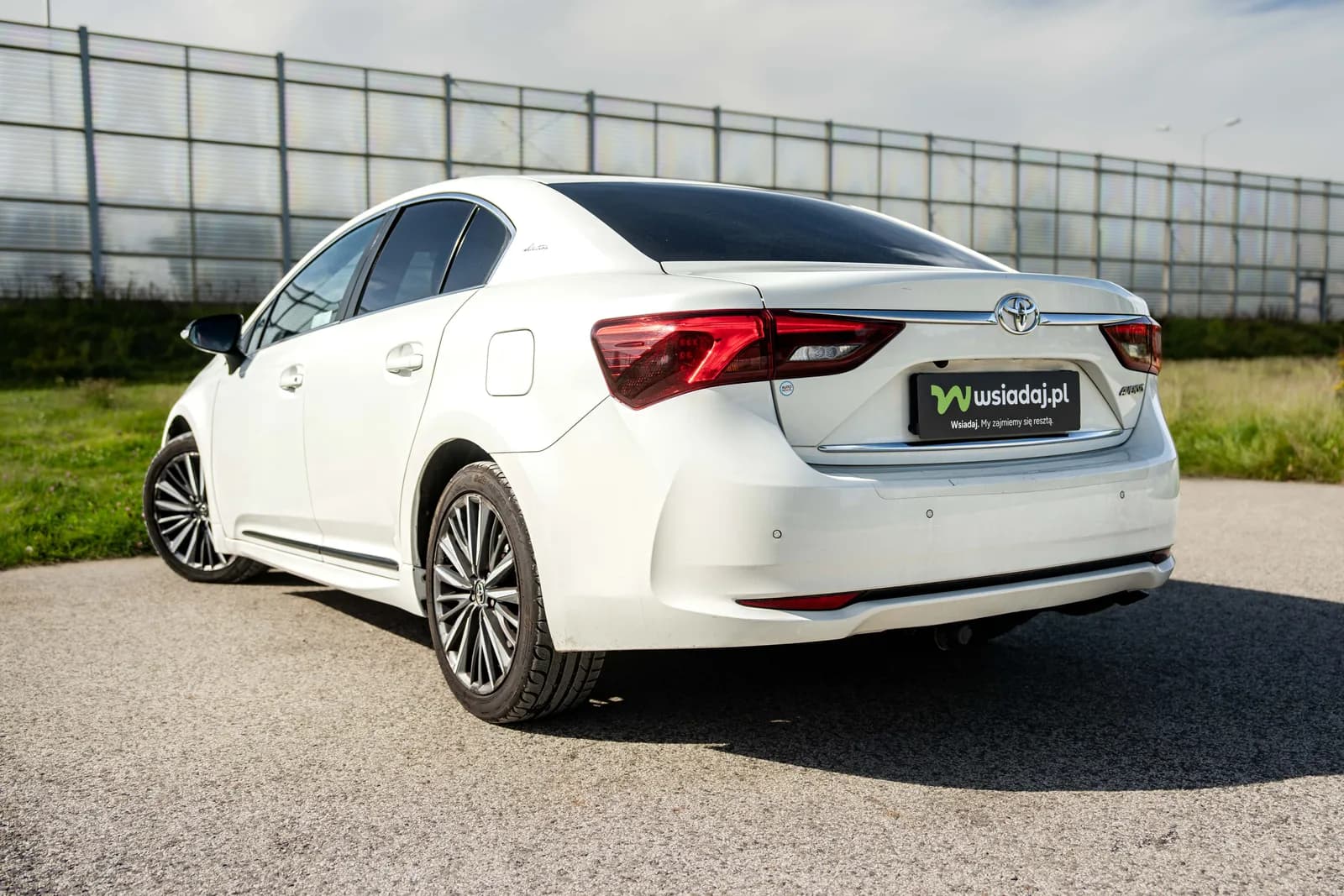 Toyota Avensis — zdjęcie 4 z 26