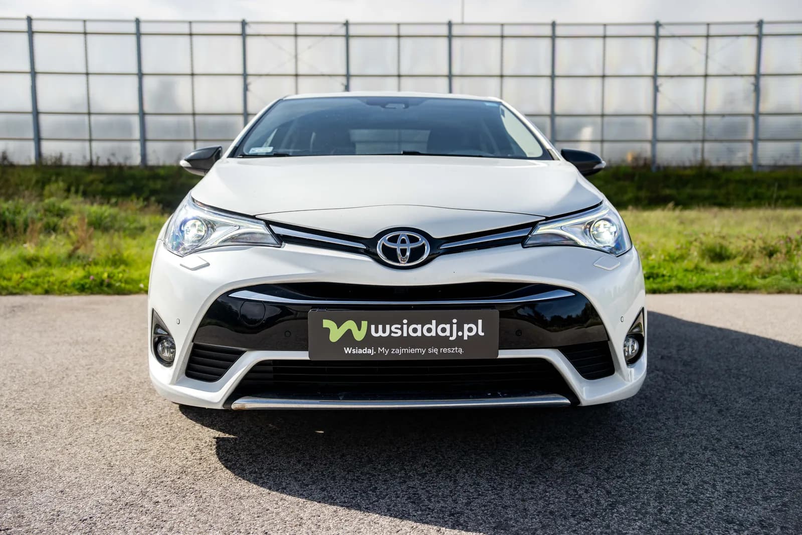 Toyota Avensis — zdjęcie 2 z 26