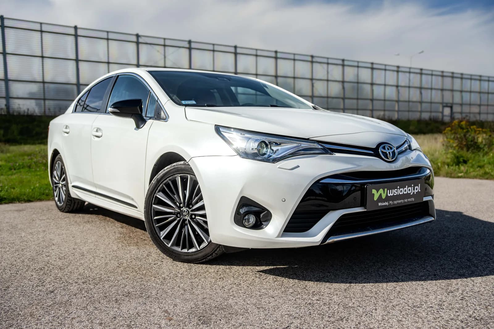Toyota Avensis — zdjęcie 3 z 26