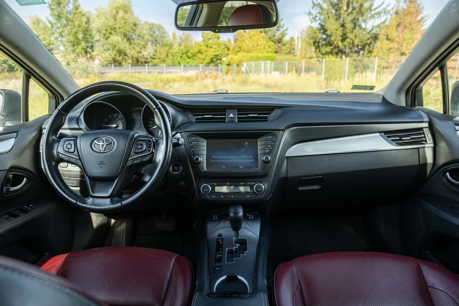 Toyota Avensis — zdjęcie 22 z 26