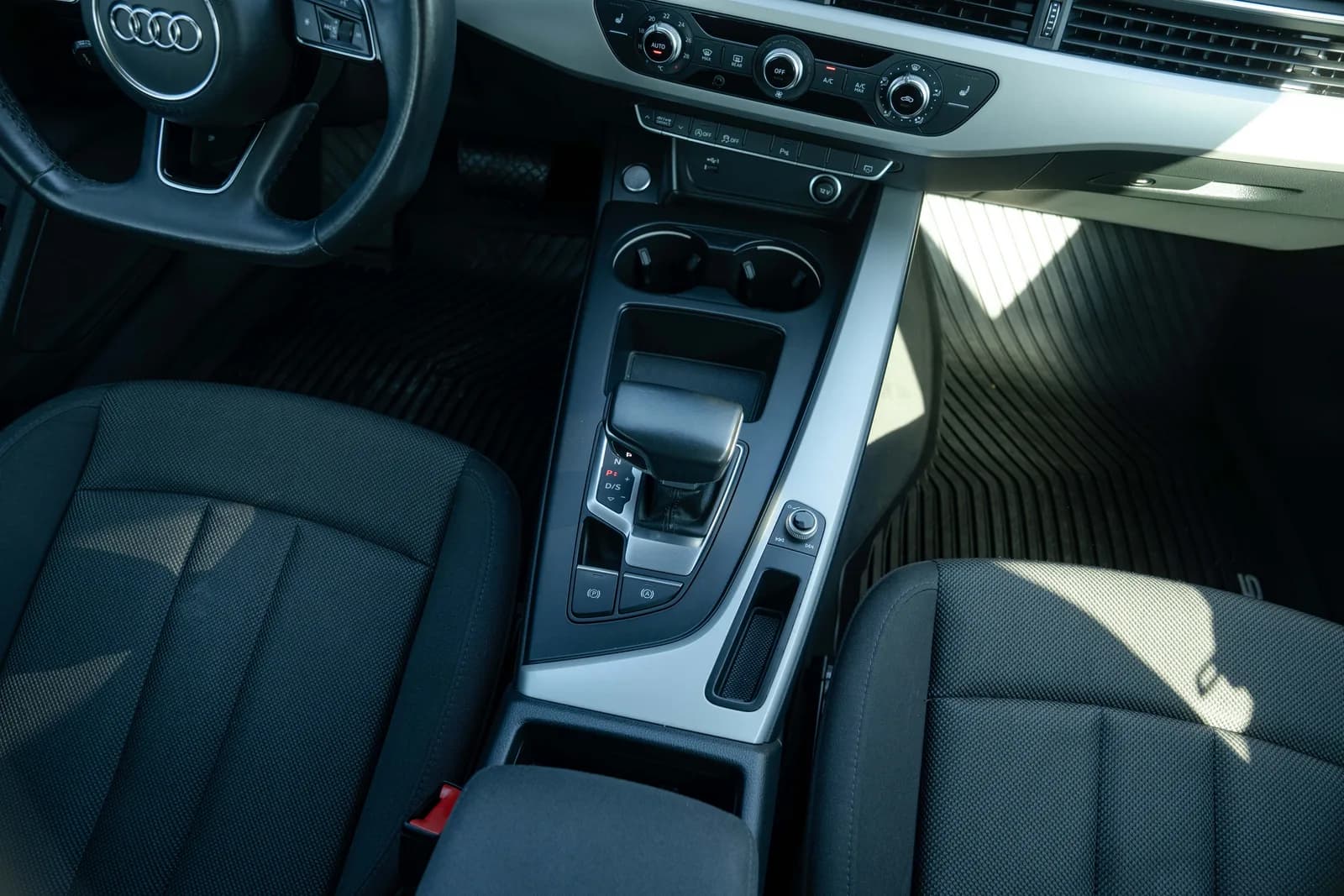 Audi A5 — zdjęcie 17 z 23