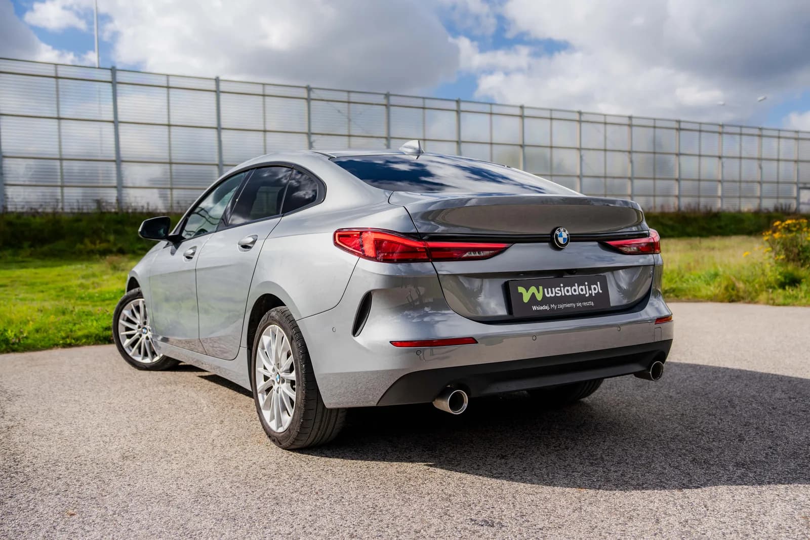 BMW Seria 2 — zdjęcie 4 z 27