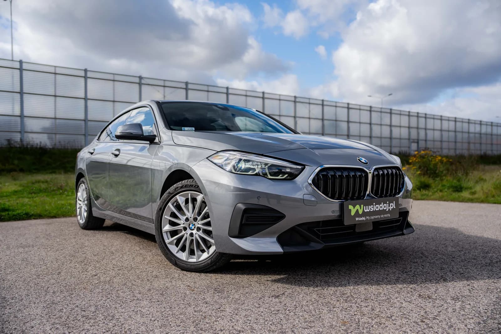 BMW Seria 2 — zdjęcie 3 z 27