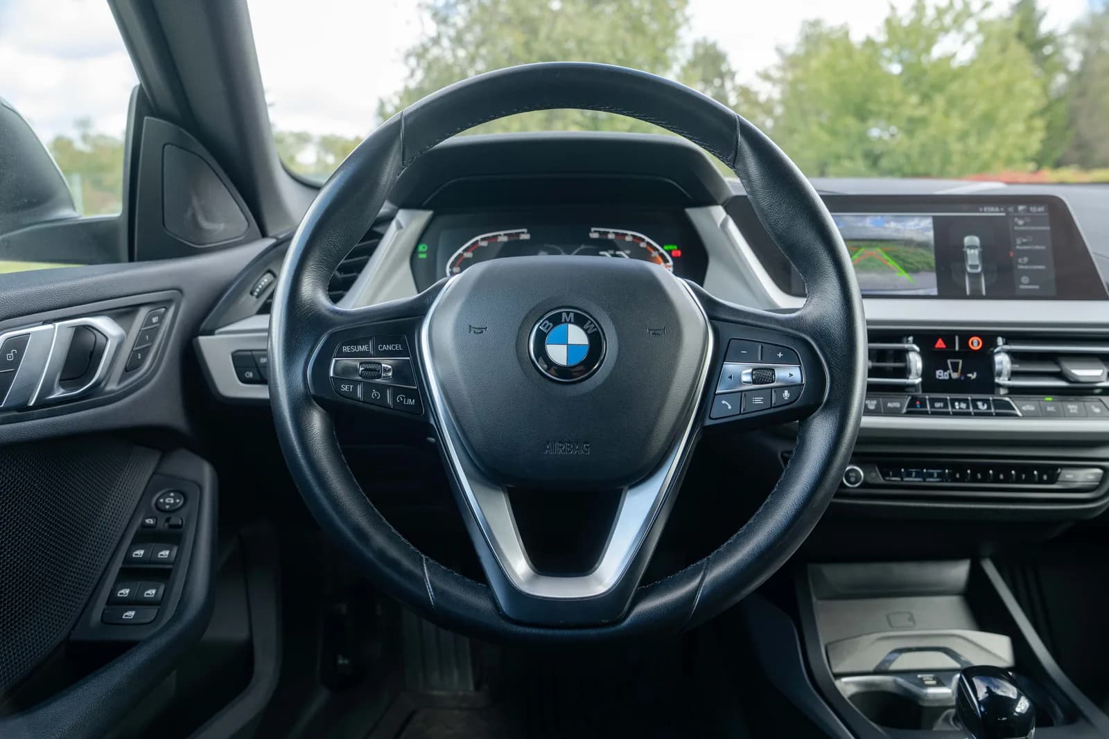 BMW Seria 2 — zdjęcie 18 z 27