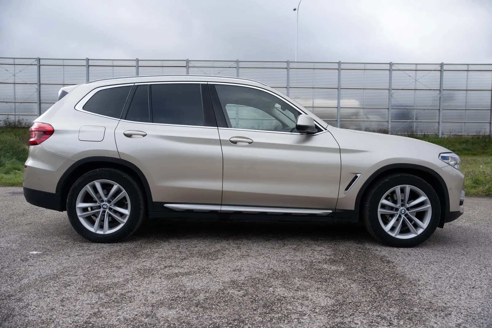 BMW X3 — zdjęcie 9 z 29