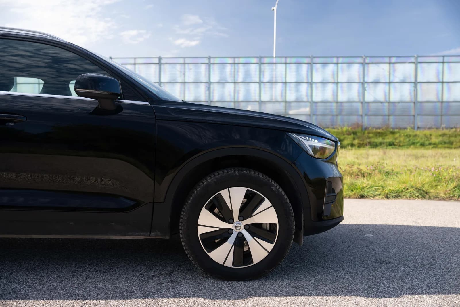 Volvo XC 40 — zdjęcie 8 z 27