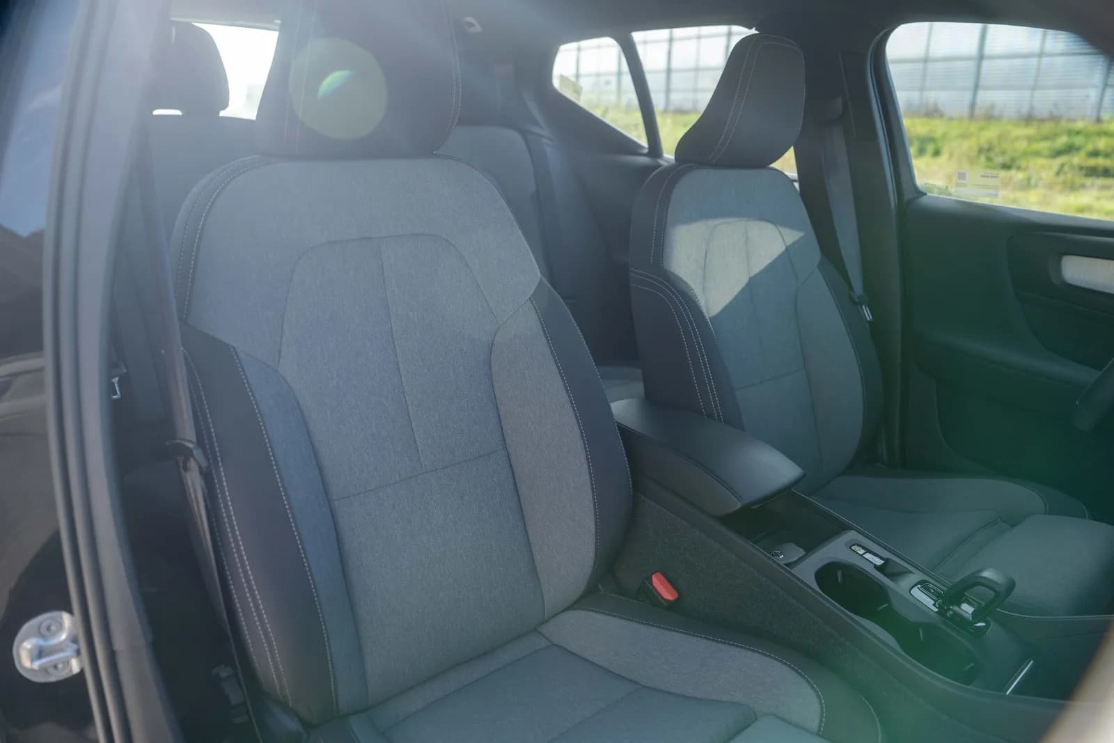 Volvo XC 40 — zdjęcie 26 z 27