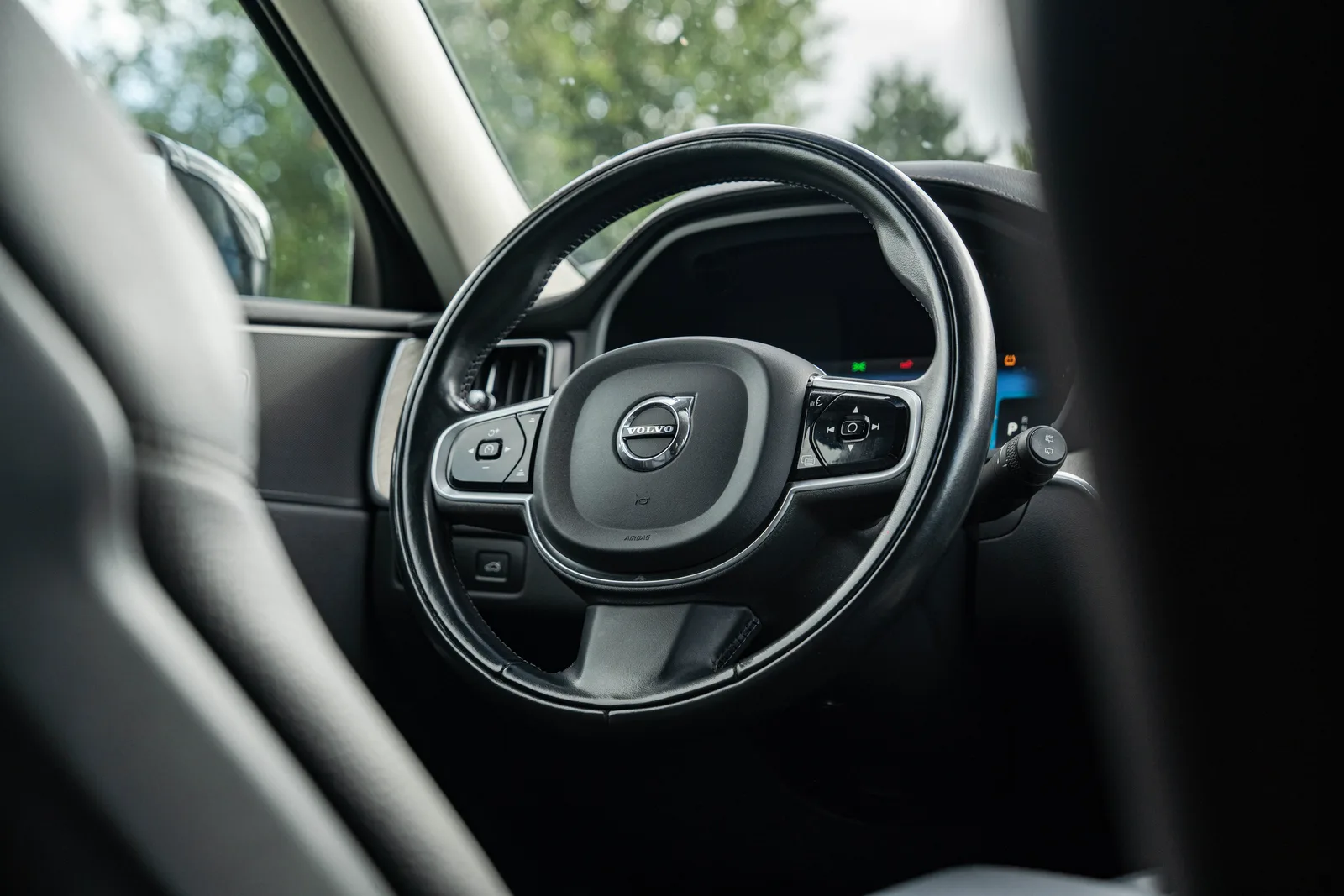 Volvo XC 60 zdjęcie 19