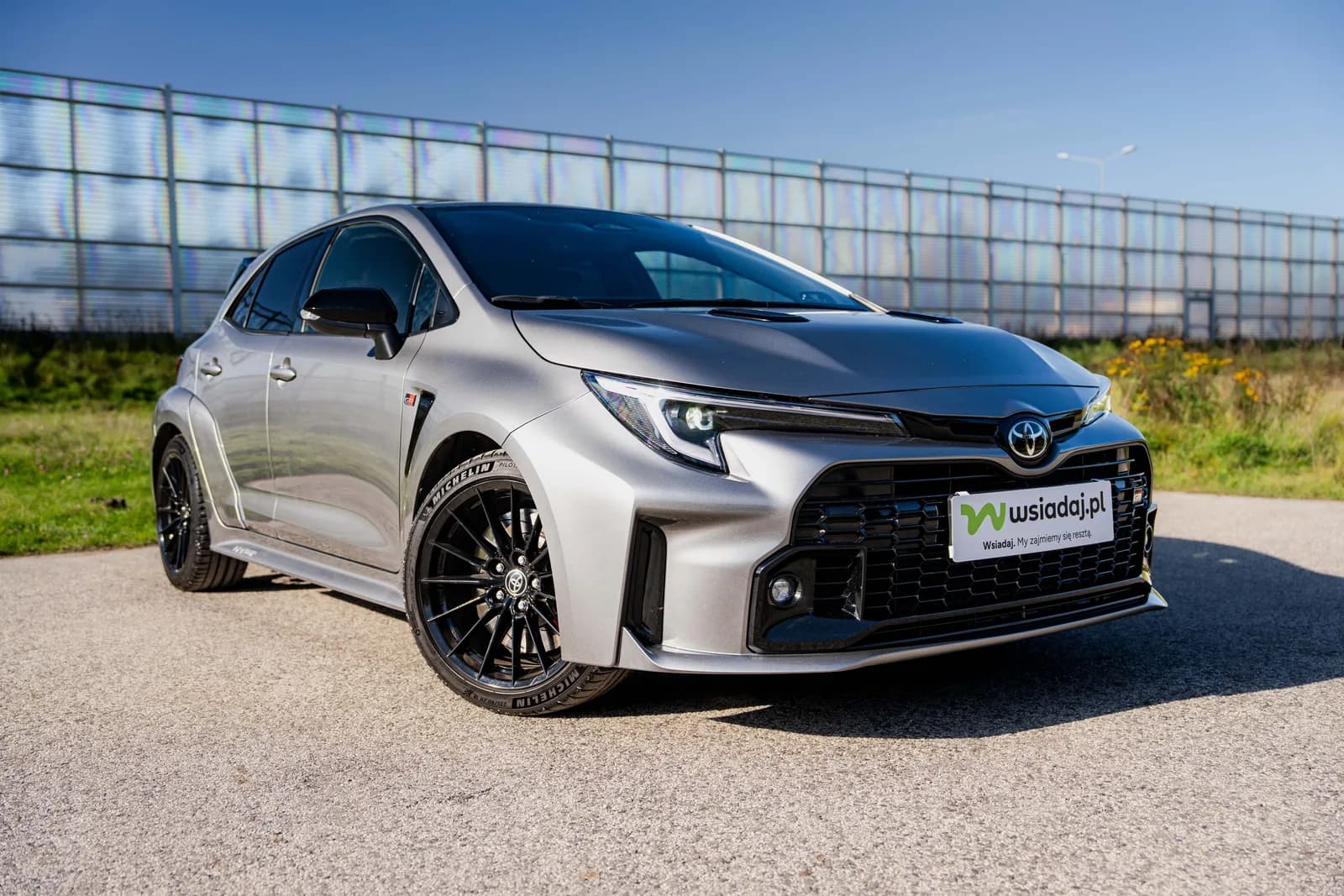 Toyota Corolla — zdjęcie 3 z 32