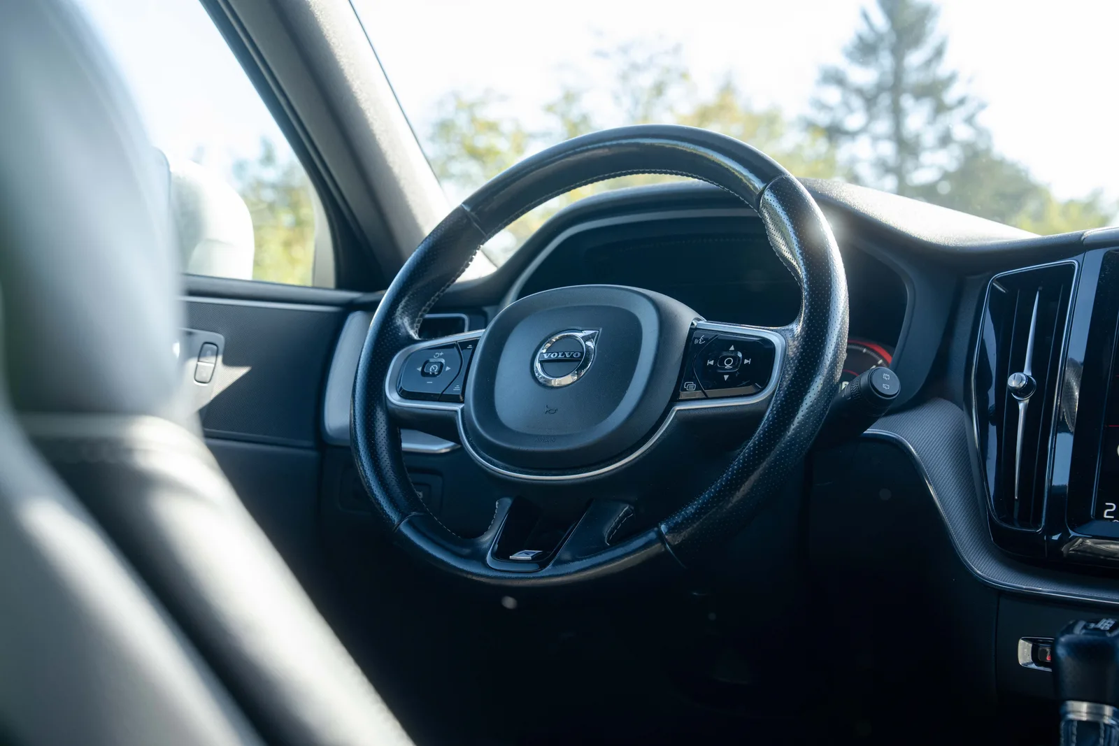 Volvo XC 60 — zdjęcie 20 z 26