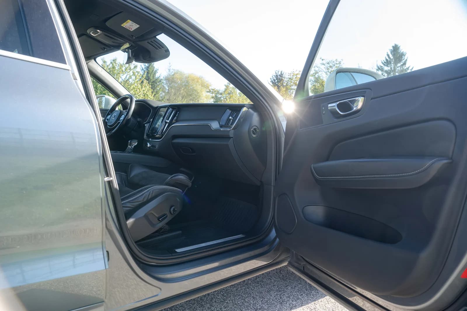 Volvo XC 60 — zdjęcie 23 z 26