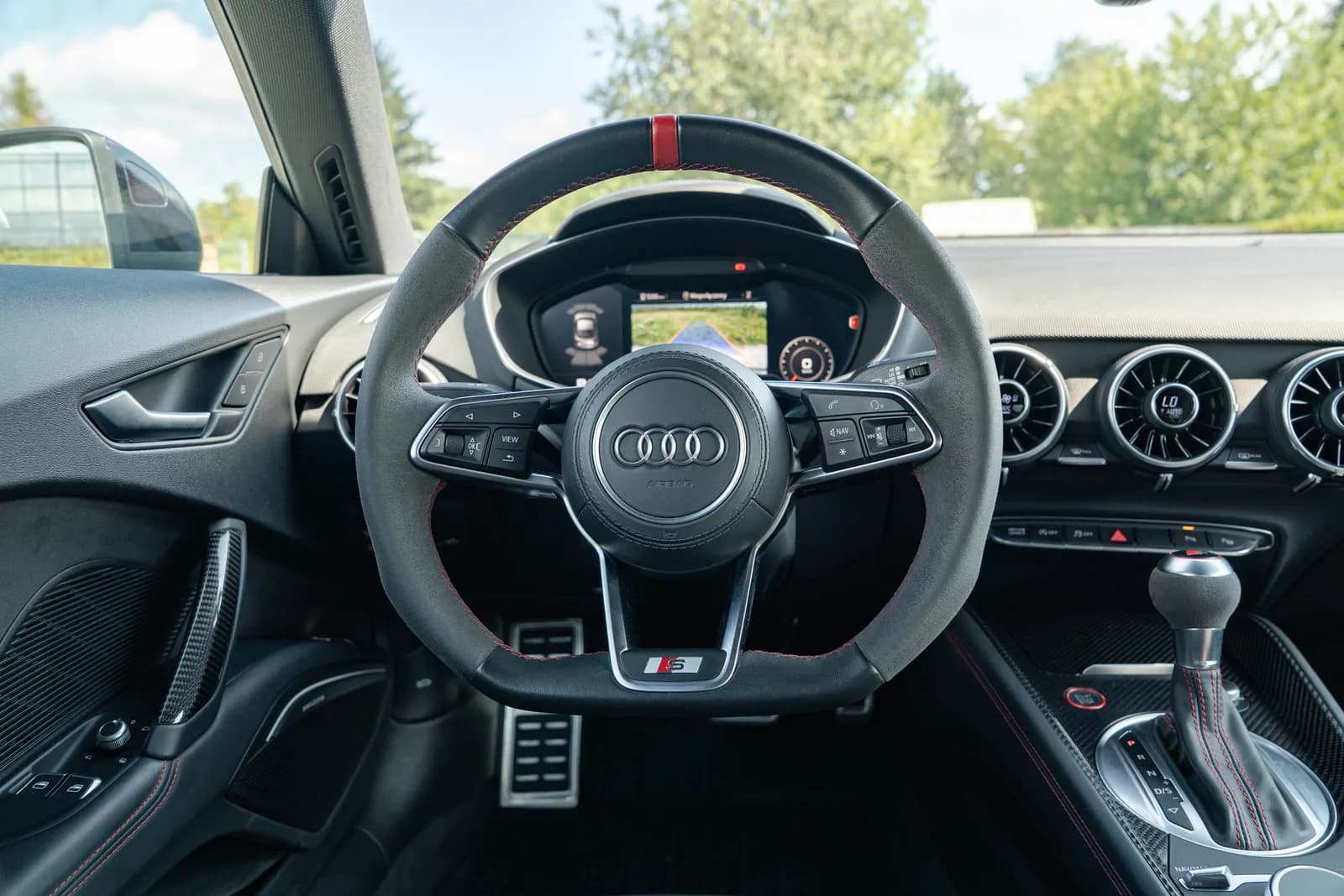 Audi TT zdjęcie 17