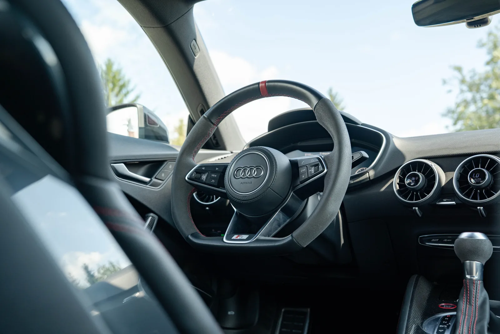 Audi TT zdjęcie 19