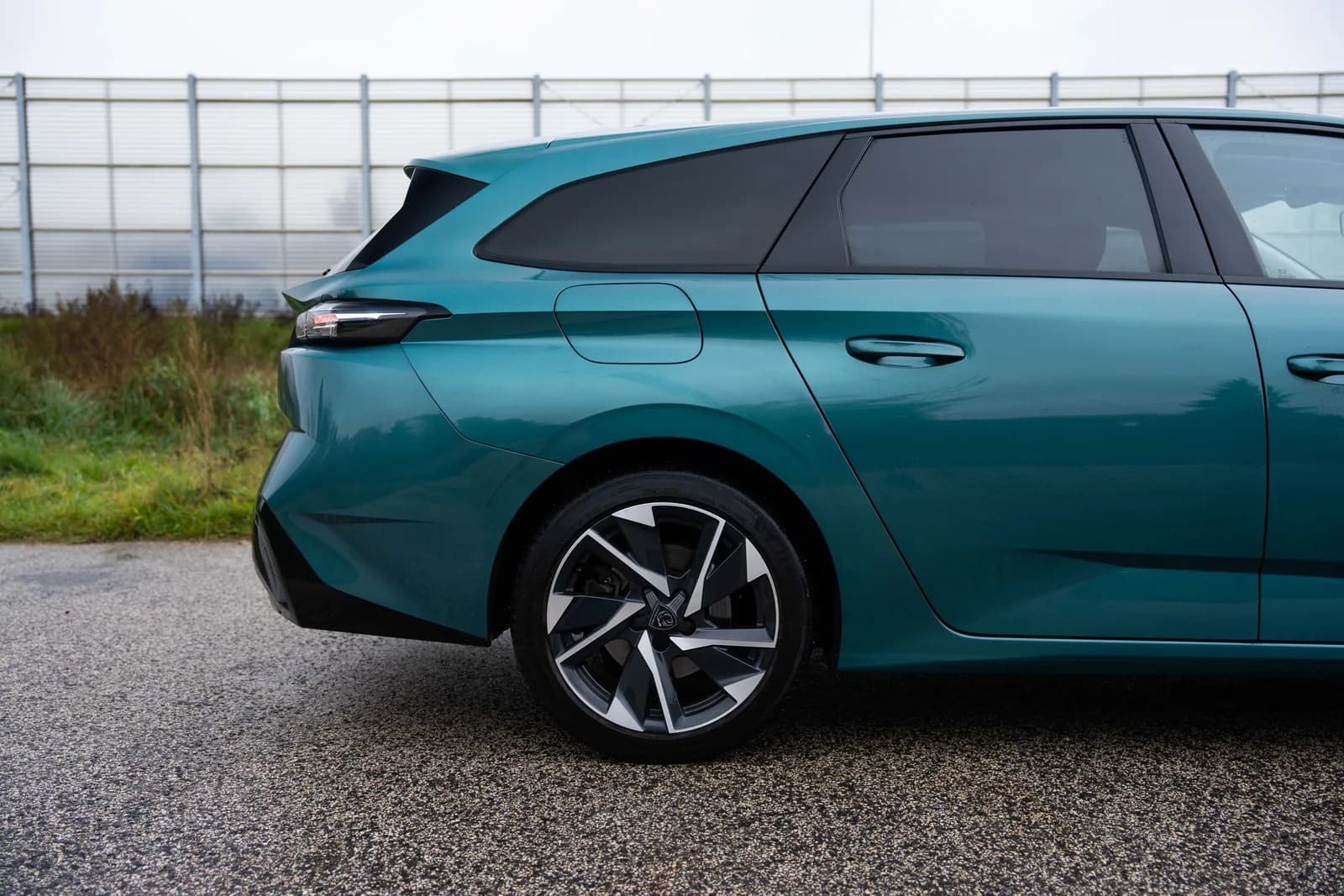 Peugeot 308 — zdjęcie 7 z 26