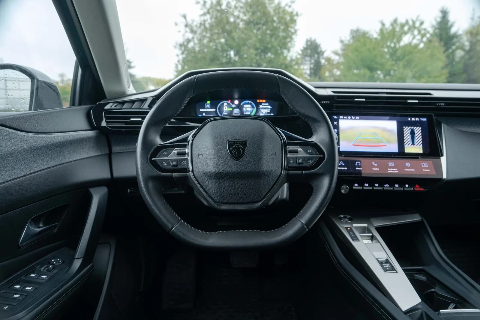 Peugeot 308 — zdjęcie 18 z 26