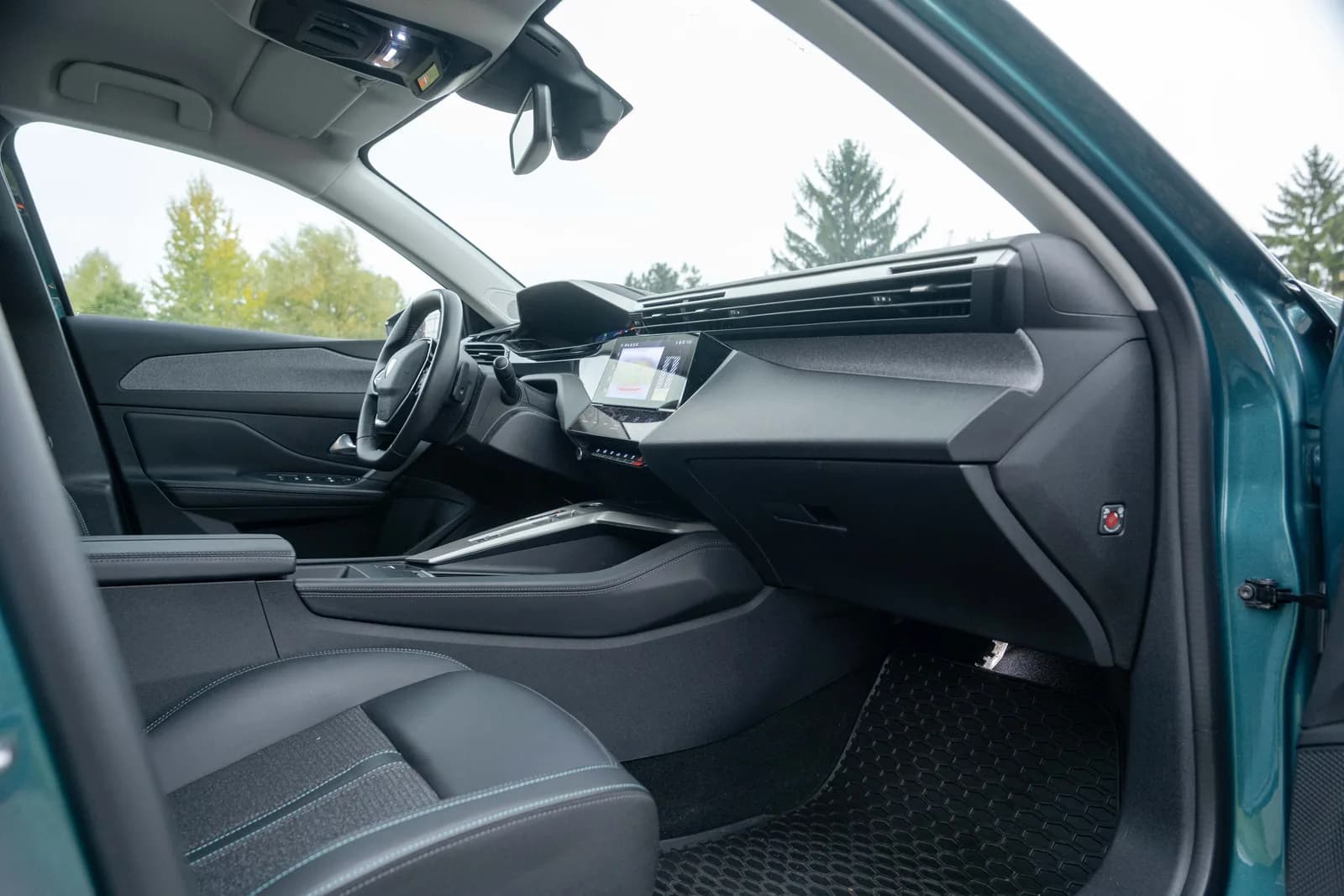Peugeot 308 — zdjęcie 22 z 26