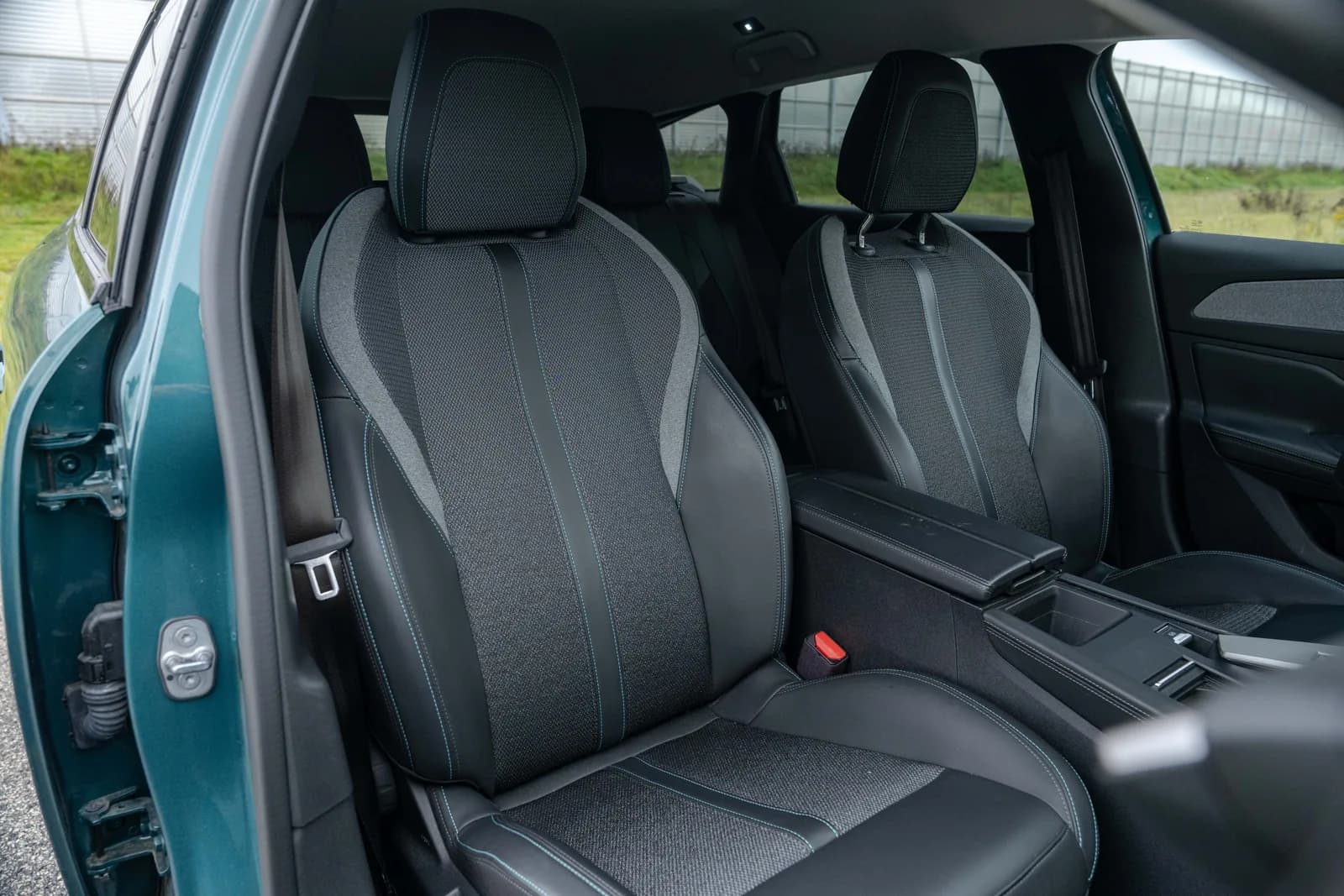 Peugeot 308 — zdjęcie 24 z 26