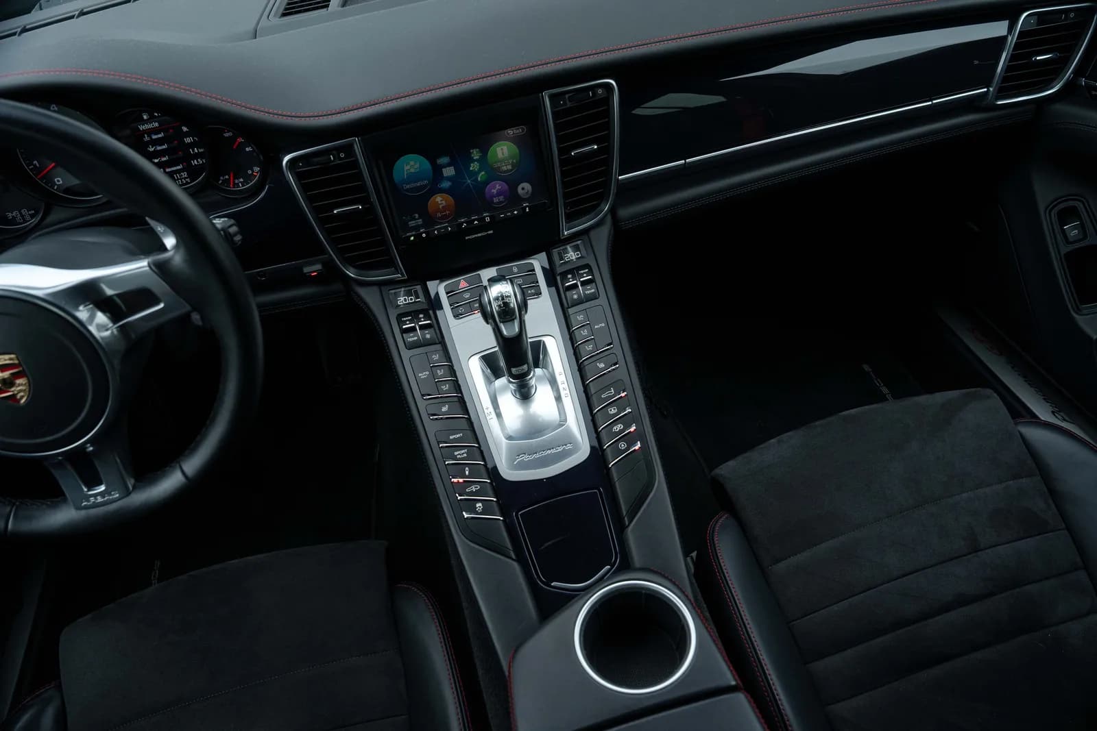 Porsche Panamera — zdjęcie 23 z 30