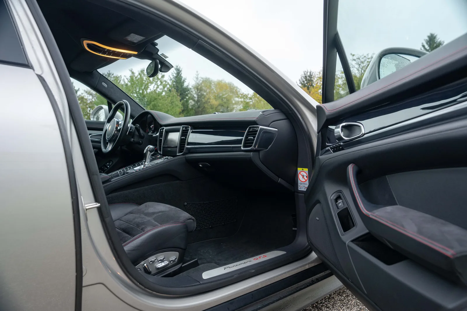 Porsche Panamera — zdjęcie 25 z 30