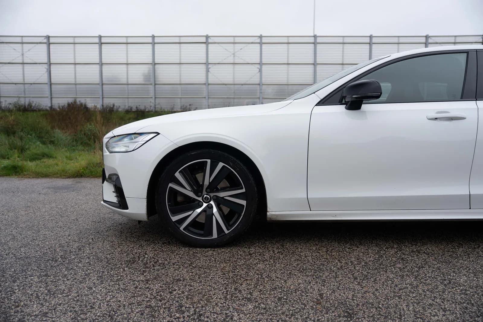 Volvo S90 — zdjęcie 11 z 29