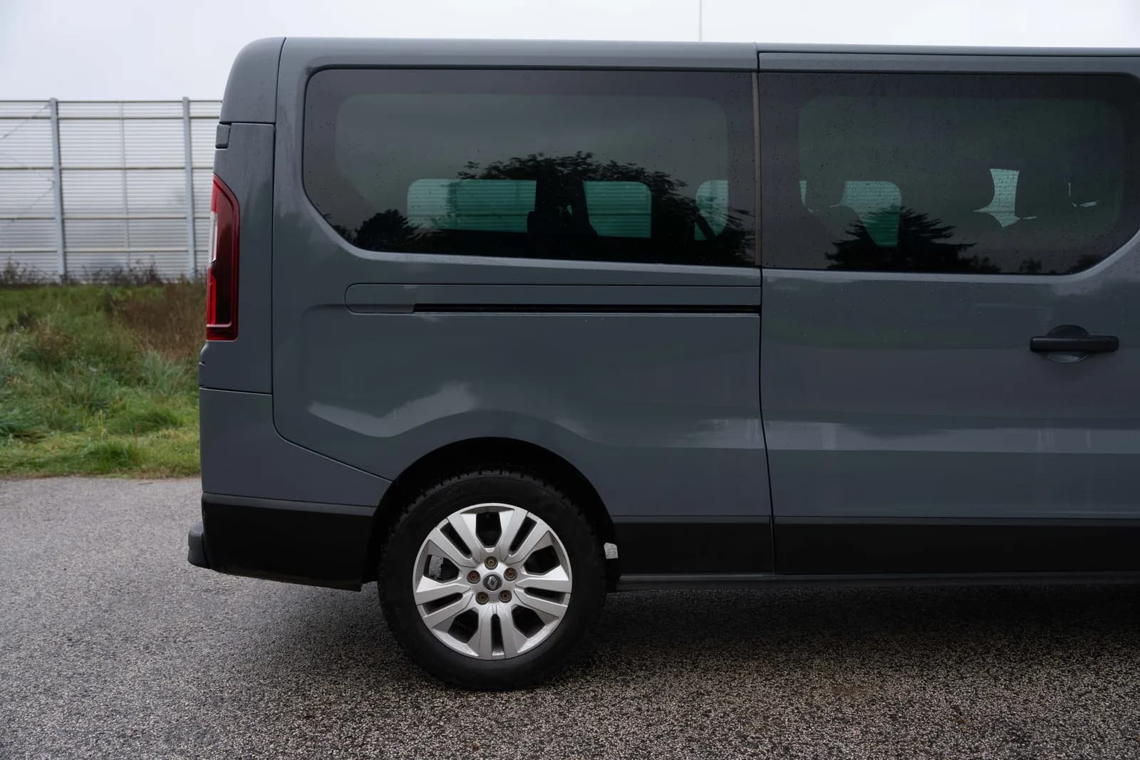 Renault Trafic — zdjęcie 7 z 22