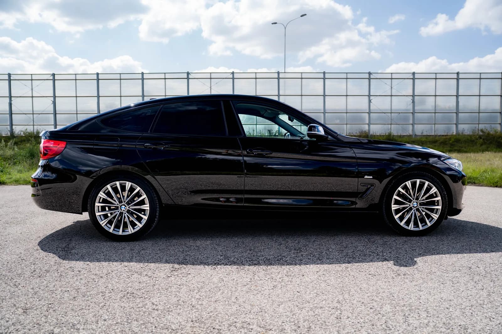 BMW Seria 3 zdjęcie 9