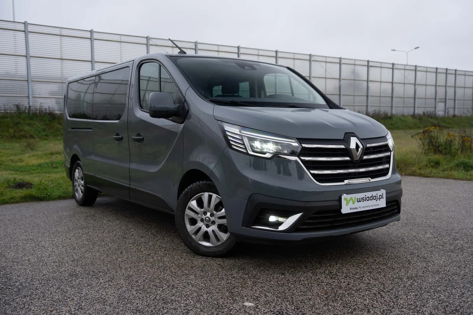Renault Trafic — zdjęcie 3 z 22