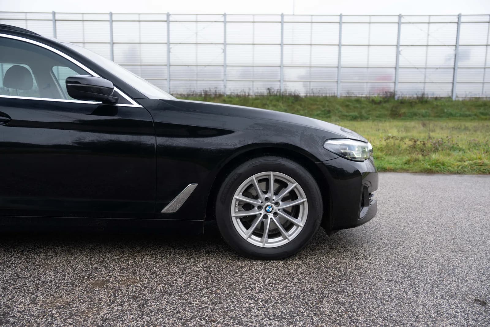 BMW Seria 5 — zdjęcie 8 z 25