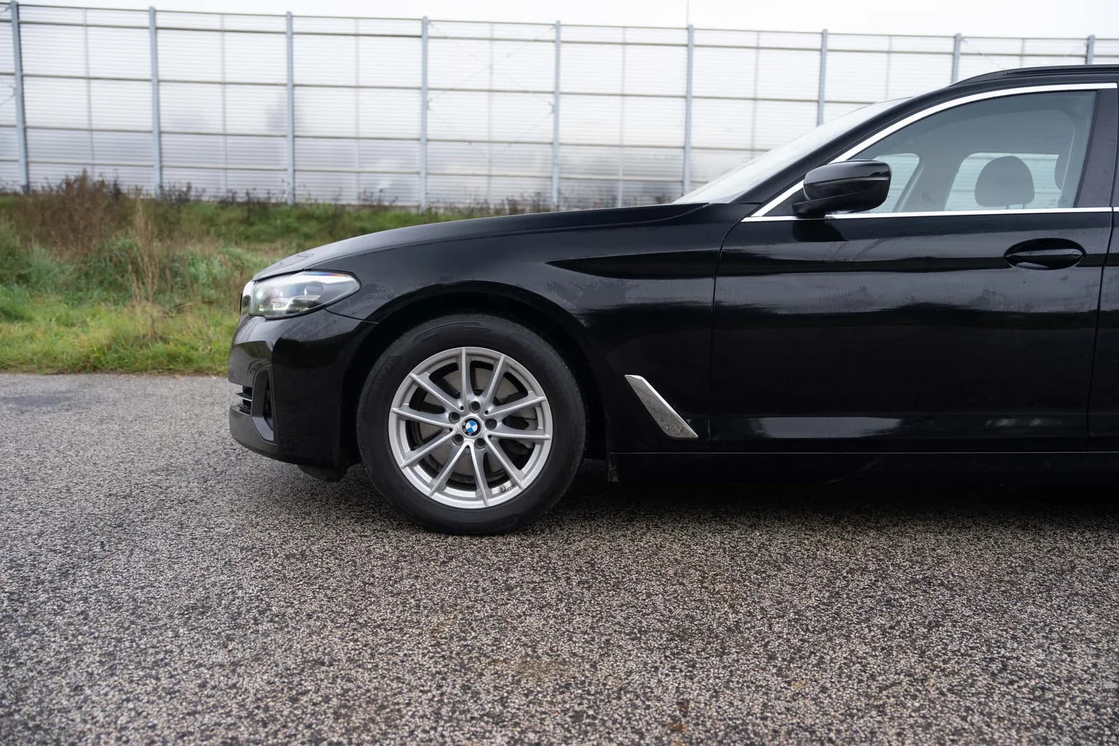 BMW Seria 5 — zdjęcie 11 z 25