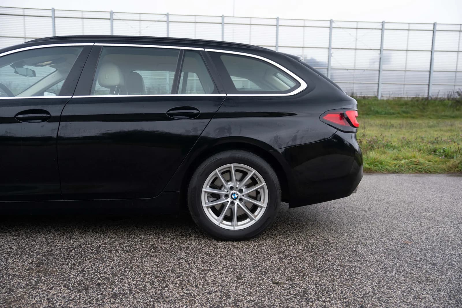 BMW Seria 5 — zdjęcie 12 z 25