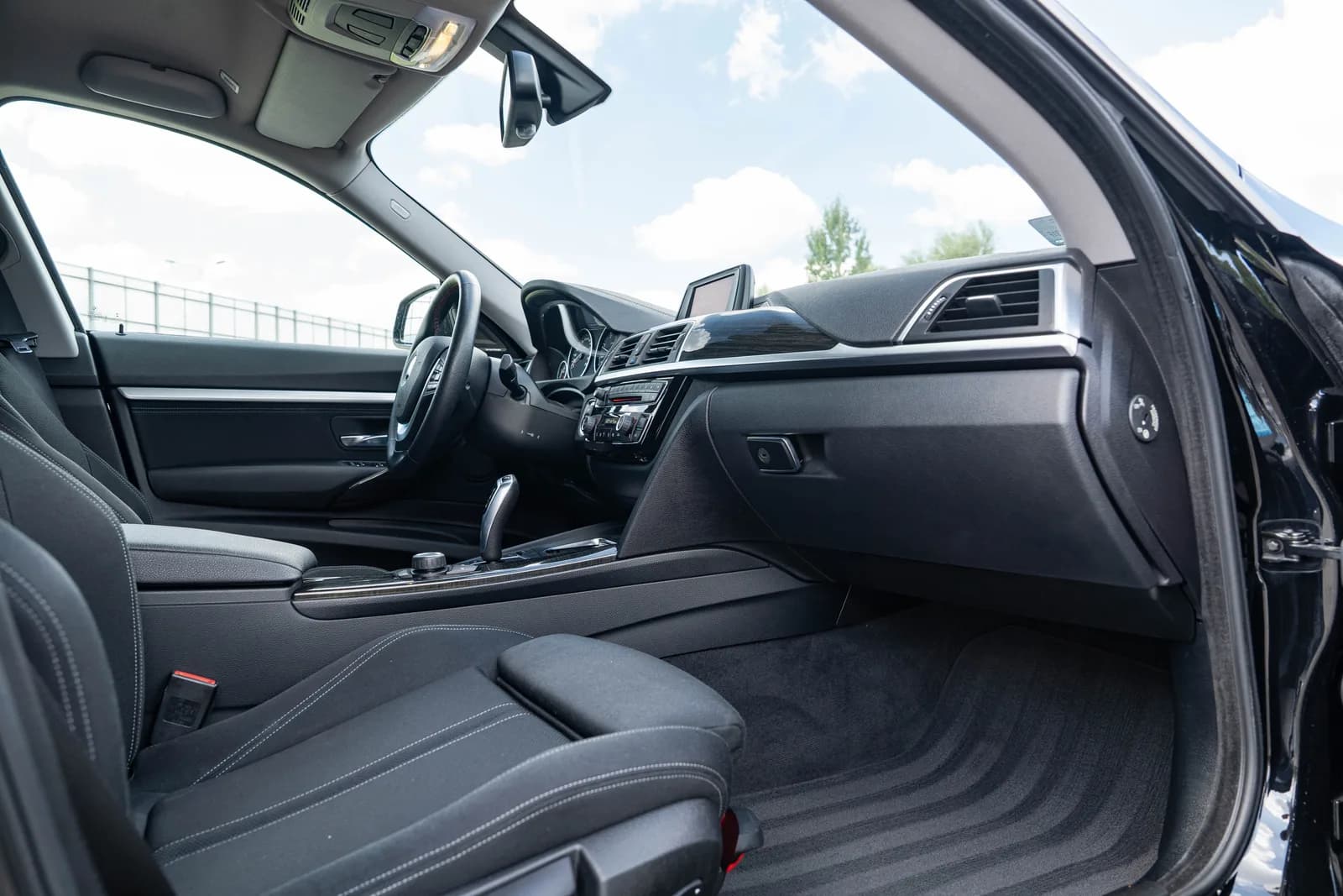 BMW Seria 3 zdjęcie 24